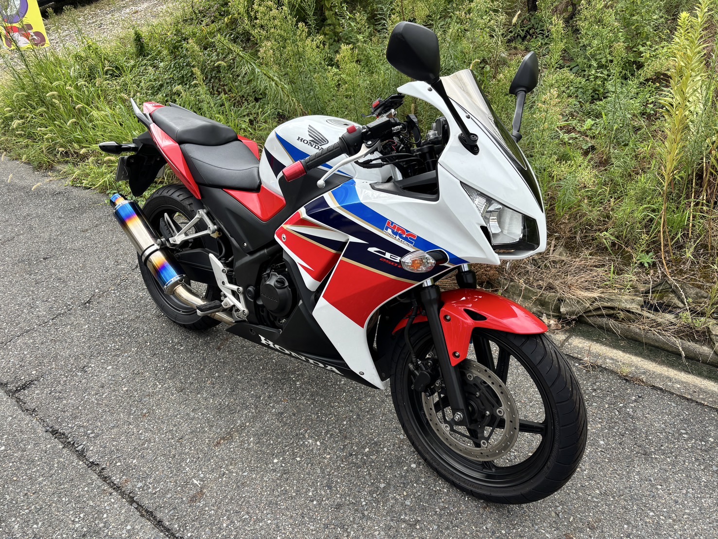 HONDA CBR250R